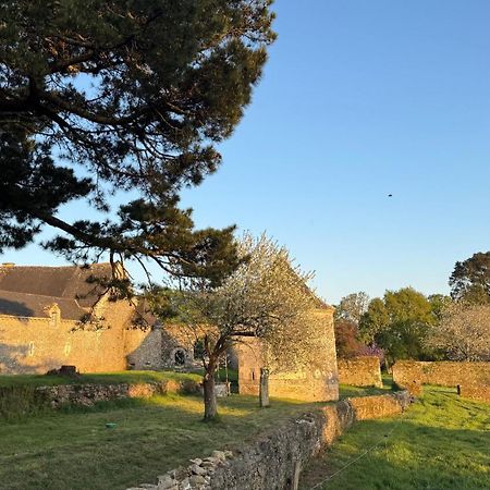 Berric Gite De Couple Cosy Avec Vue Sur Chateau Tremohar - Golfe Du Morbihan, 20 Min De Vannes מראה חיצוני תמונה