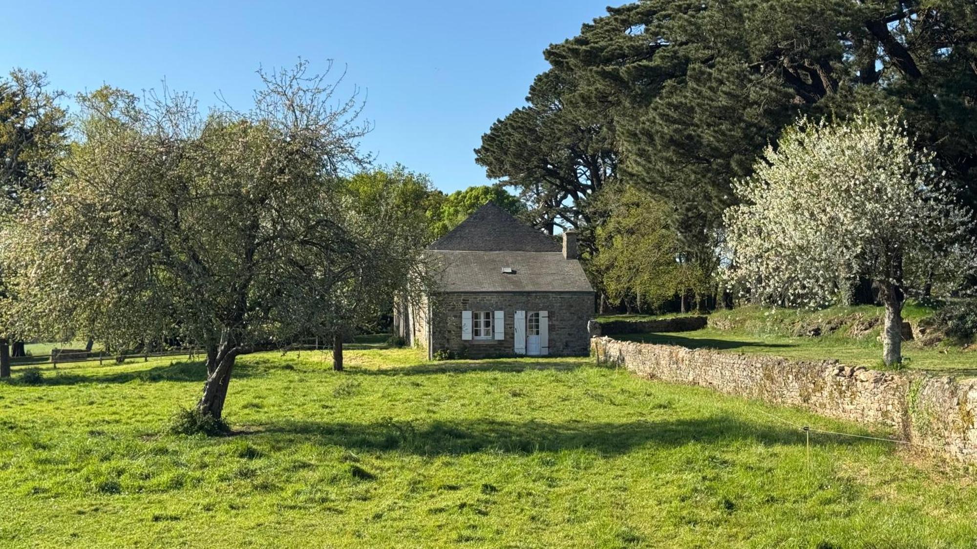 Berric Gite De Couple Cosy Avec Vue Sur Chateau Tremohar - Golfe Du Morbihan, 20 Min De Vannes מראה חיצוני תמונה